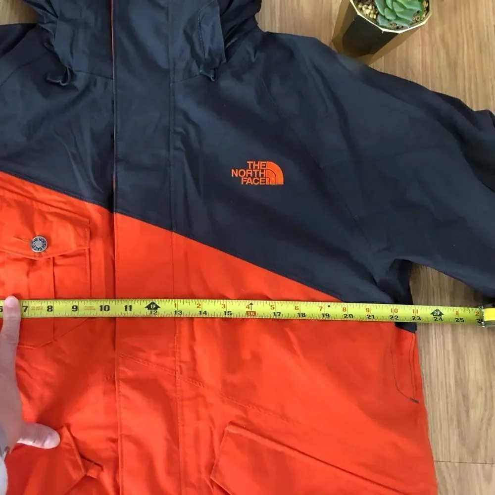 THE NORTH FACE Hyvent Orange/Brown Jacket w/ Brown Plaid Reversible Liner